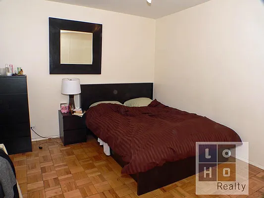 Rented by LoHo Realty | media 3