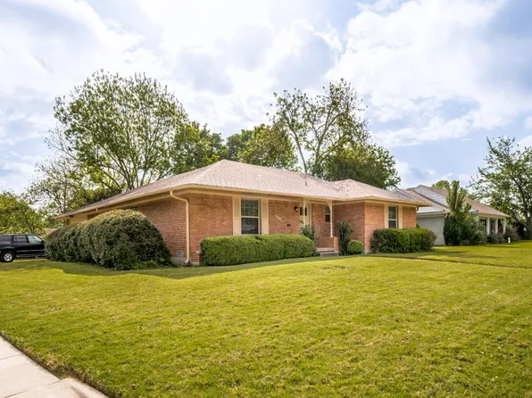 6224 Berryhill St, Dallas, TX 75231