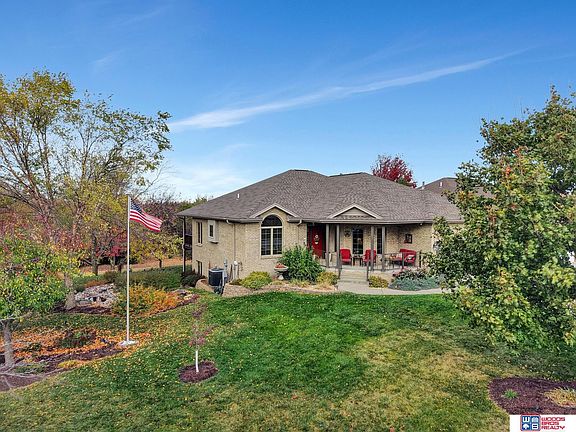 2nd image of 5007 Woodland Hills Dr