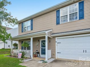 1128 Ametrine Ln, Dallas, NC 28034