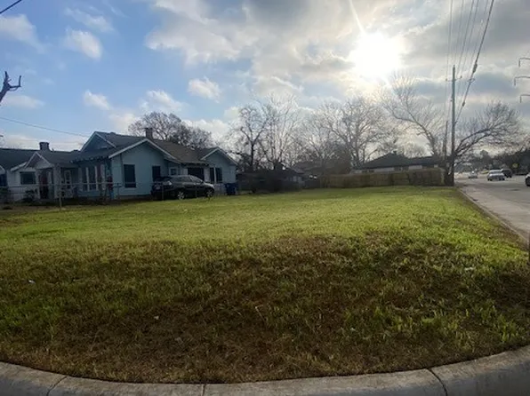 2802 Tanner St, Dallas, TX 75215