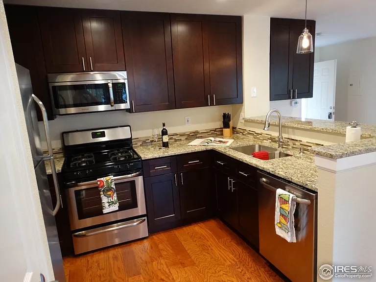 4879 White Rock Cir #E — Photo 7