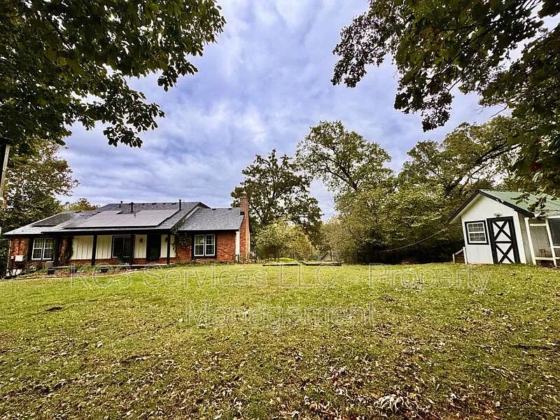5 bed, 5.0 bath, 2990 sqft, $3,775 — Photo 4