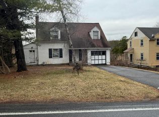 32 Jason St, Pittsfield, MA 01201