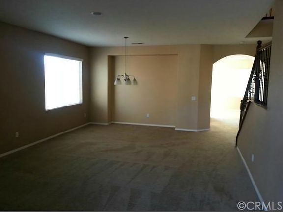 3rd image of 15819 Yosemite St