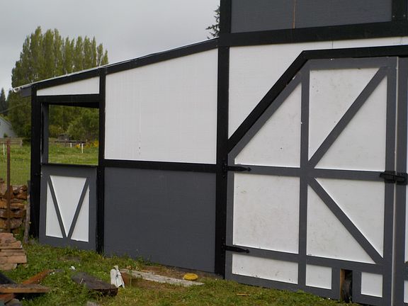 2-Stall Run In Shed/Barn