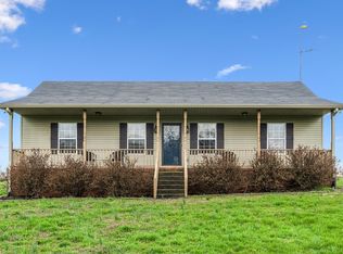 4415 Matthews Rd, Cedar Hill, TN 37032