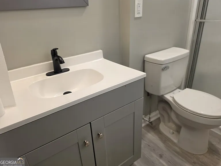 586 Ridge Ave SW — Photo 20