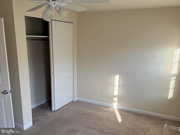 5th image of 223 Gerritt St
