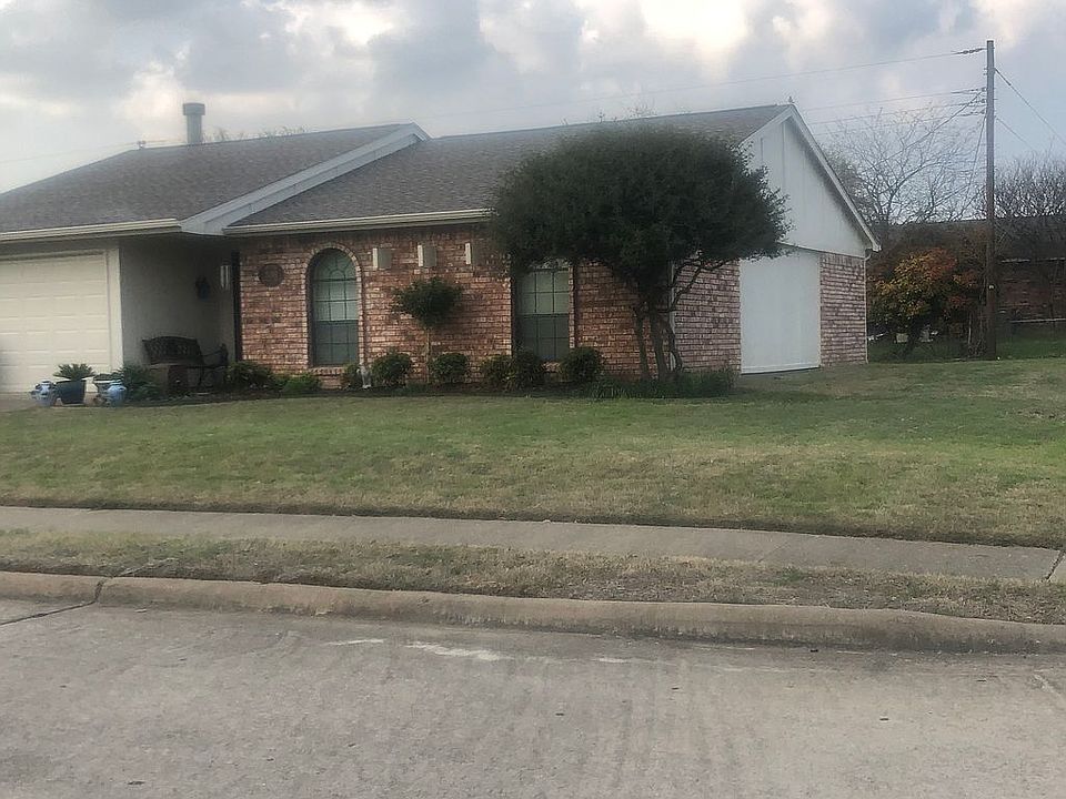 1st image of 539 Hanover Dr