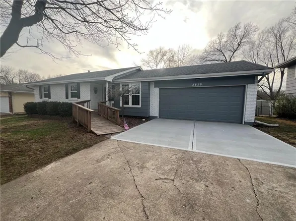 3828 S Drumm Ave, Independence, MO 64055