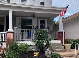 1220 Maple St, Pottstown, PA 19464