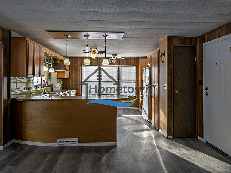 563 Terry Trl — Photo 14