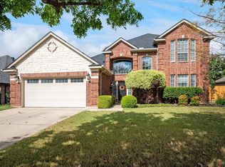 548 Willowview Dr, Saginaw, TX 76179
