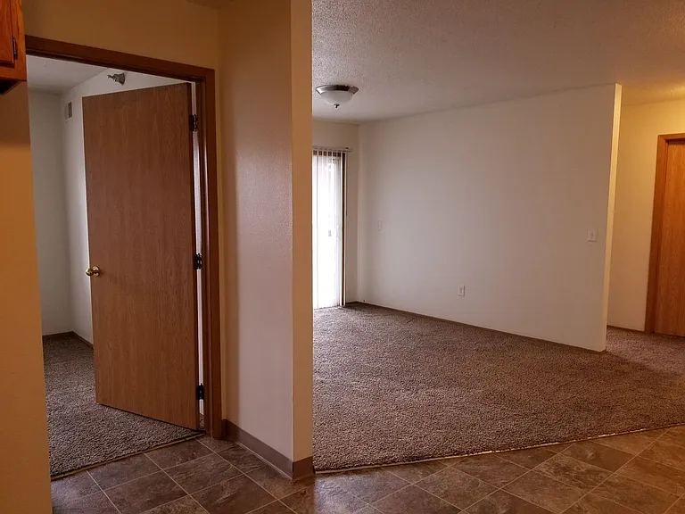 4010 University Ave — Photo 5