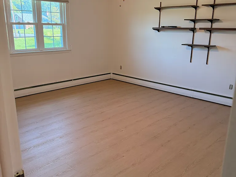 5391 Chapmans Rd #2 — Photo 9
