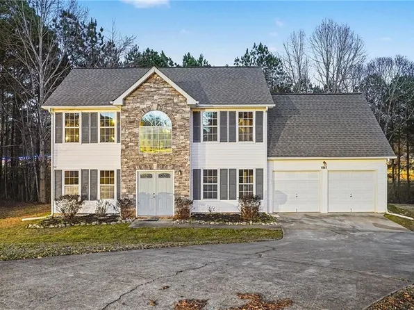 1067 Misty Meadows Point, Hampton, GA 30228
