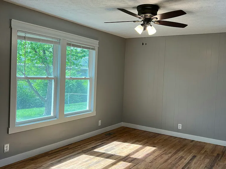 2529 Ridge Ct — Photo 13