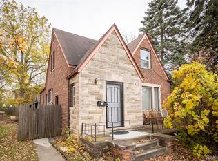 331 Elizabeth Lake Rd, Pontiac, MI 48341