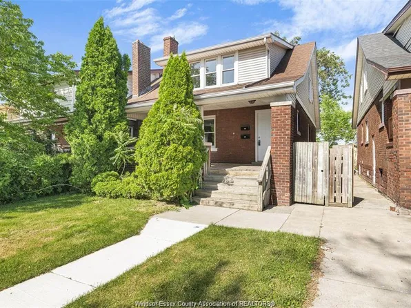 1374 Goyeau St, Windsor, ON N8X 3L1