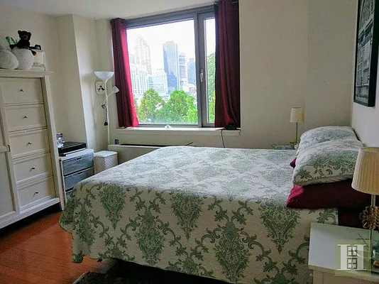 Rented by Halstead Real Estate | media 17