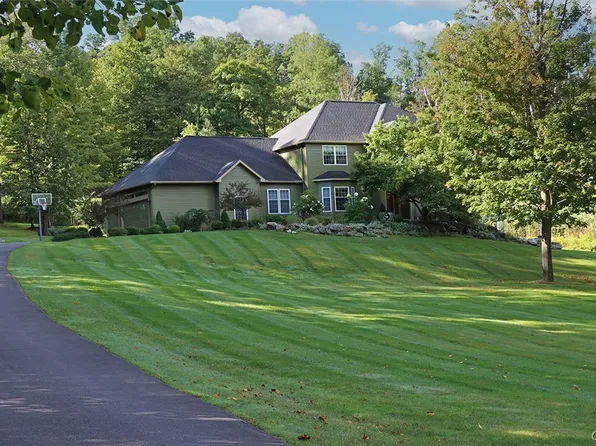 6793 Morehouse Flats Rd, Jamesville, NY 13078