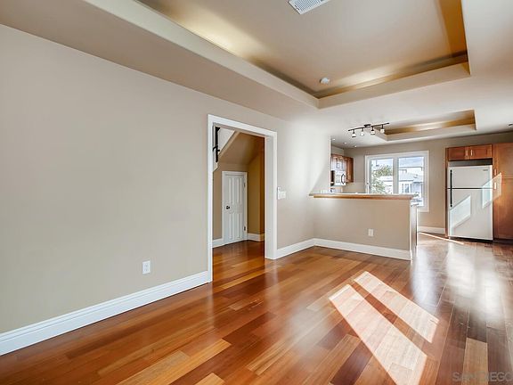 5th image of 3119 Hugo St Unit 2