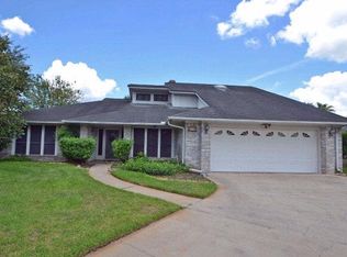 116 Newport Dr, Victoria, TX 77904
