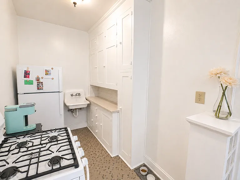 3129 Aldrich Ave S #6 — Photo 4