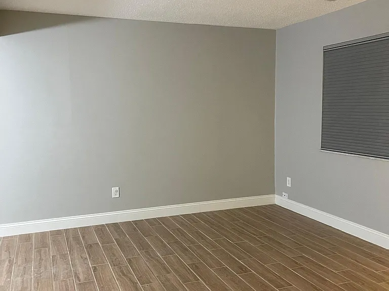 1373 Heritage Lndg — Photo 15