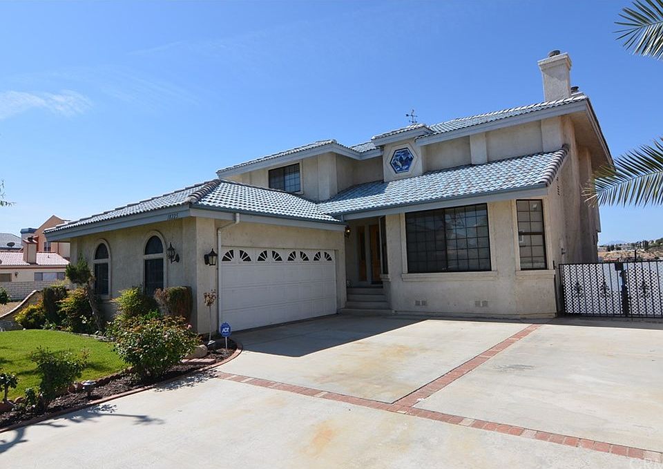 1st image of 18225 Harbor Dr