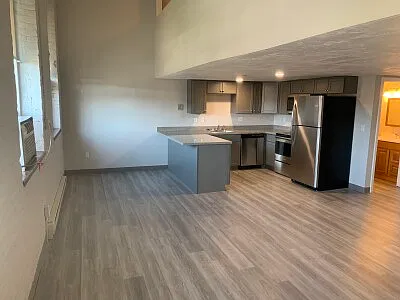 2 bed, $1,795 — Photo 2