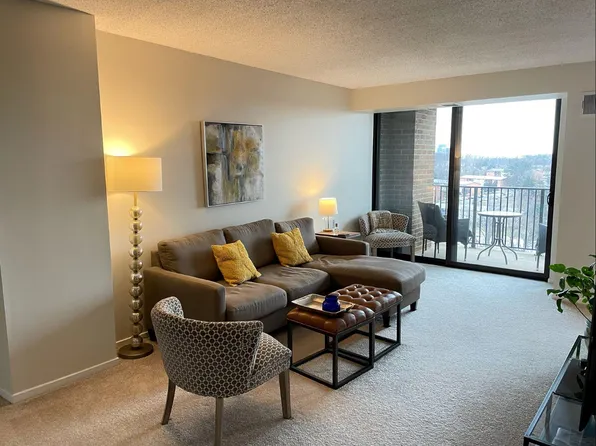 2300 Pimmit Dr APT 1205, Falls Church, VA 22043