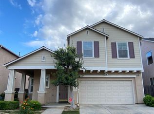 730 W Brittany Ln, Clovis, CA