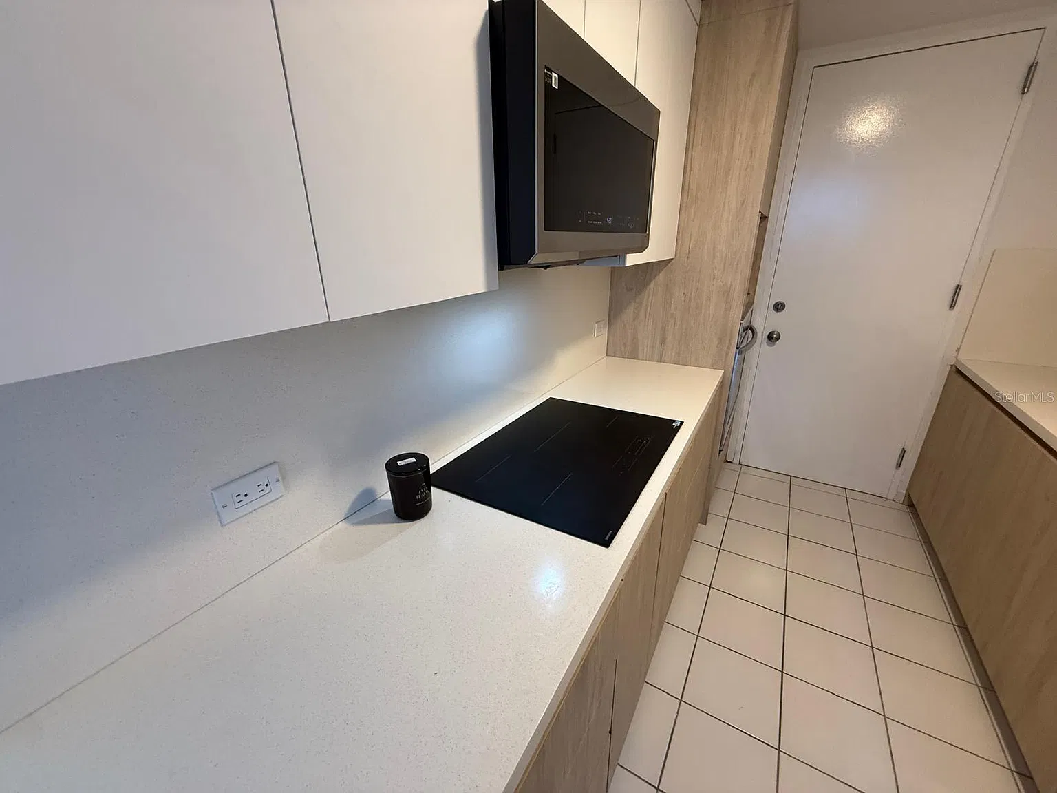 2 bed, 2.0 bath, 1080 sqft, $2,950 — Photo 3