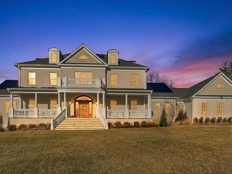 2nd image of 10525 Tanager Ln