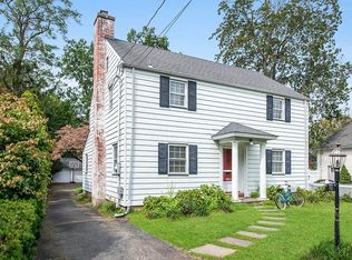 82 John St, Ridgewood, NJ 07450