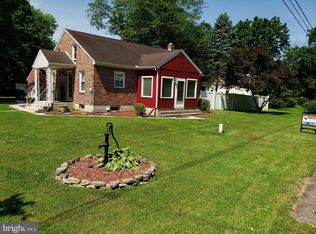 5 Finks Dr, Manchester, PA 17345