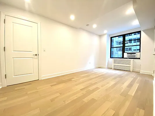 Rented by The Dermot Realty Management Company | media 61