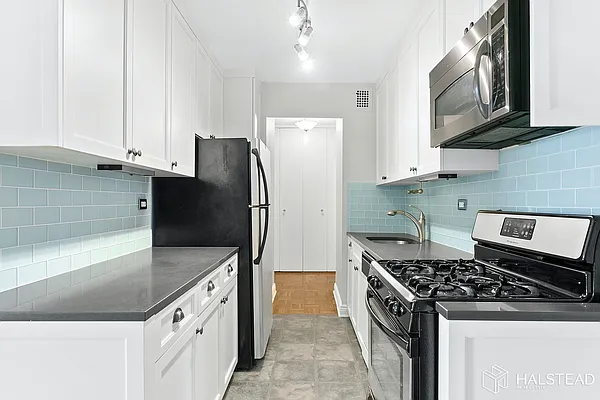 1601 3rd Avenue #22J in Yorkville, Manhattan | StreetEasy