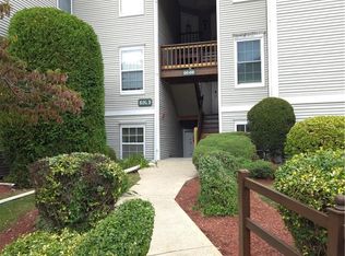 1043 Washington Grn, New Windsor, NY 12553