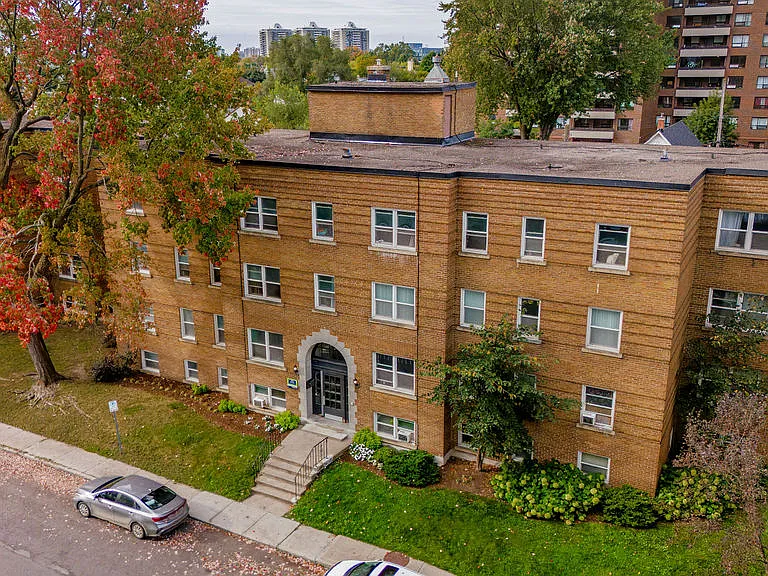 290 Mona Ave #15 — Photo 1