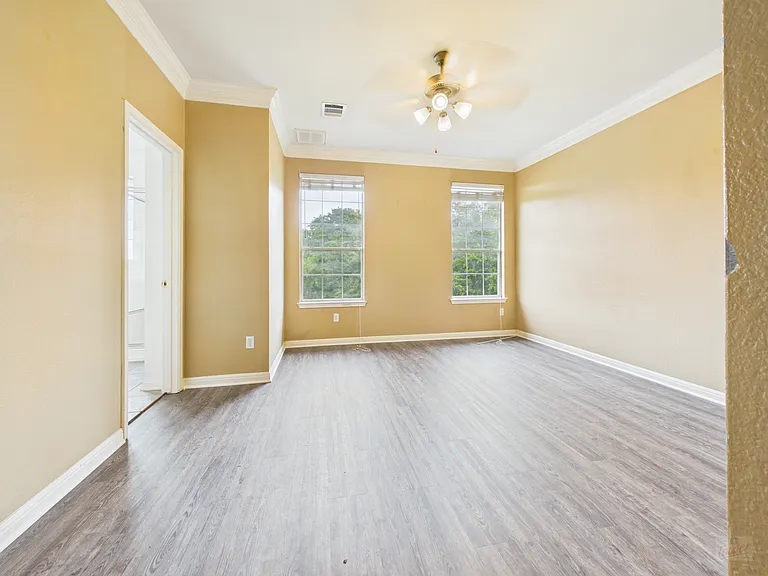 8518 Cahill Dr #32 — Photo 18