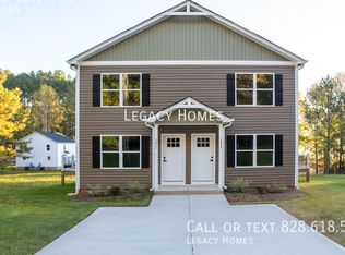 1570 18th Avenue Pl NE, Hickory, NC 28601