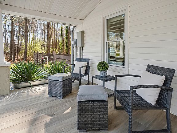 2nd image of 3223 Tryon Rd