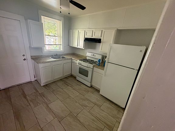 5th image of 5515 Blakemore St
