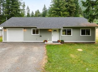 7974 Oregon Trl, Maple Falls, WA 98266