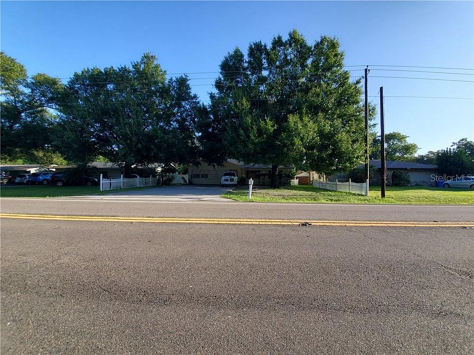 2nd image of 3225 W Lutz Lake Fern Rd