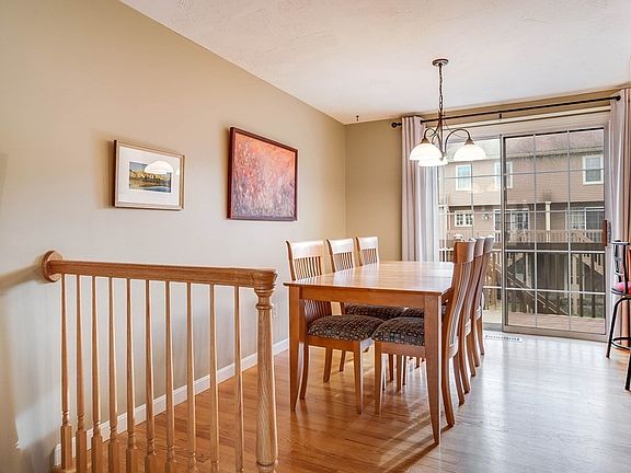 3rd image of 29 Heritage Dr
