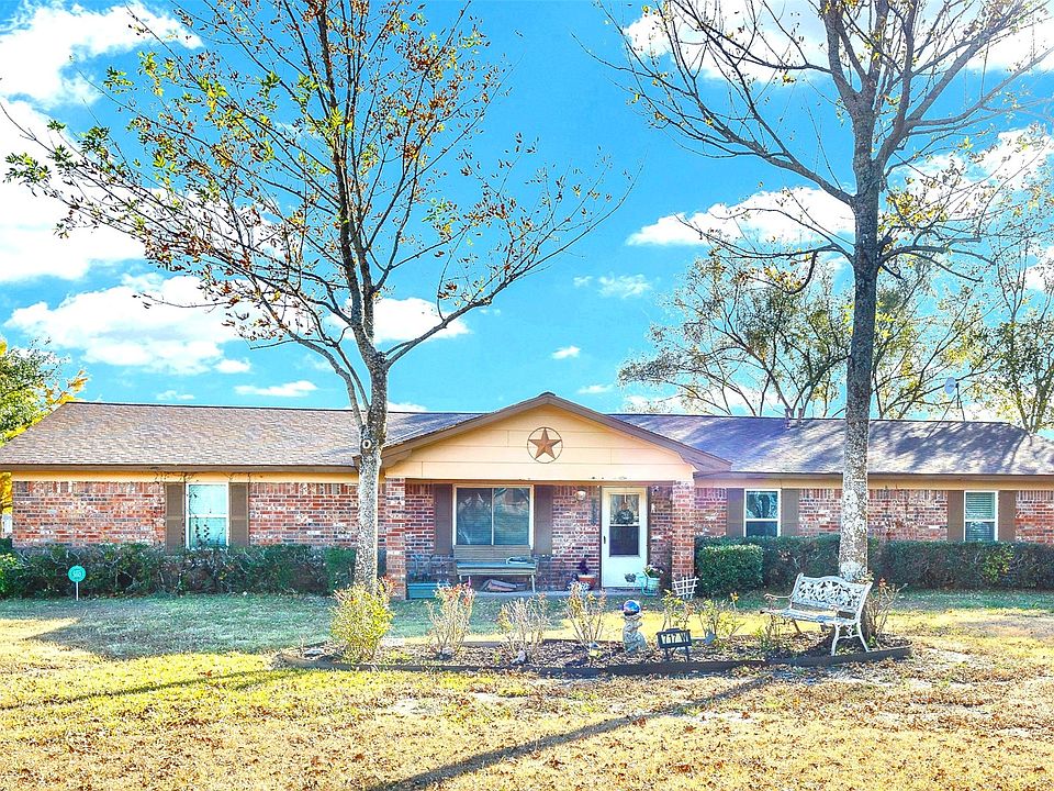 1st image of 717 Houston St